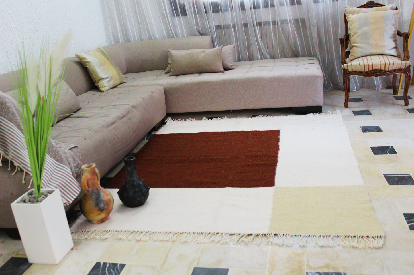 Tapis Kilim Minimaliste 2 m x 1,5 m – Laine naturelle