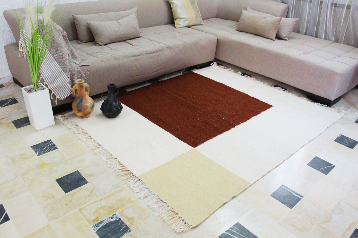 Tapis Kilim Minimaliste 2 m x 1,5 m – Laine naturelle