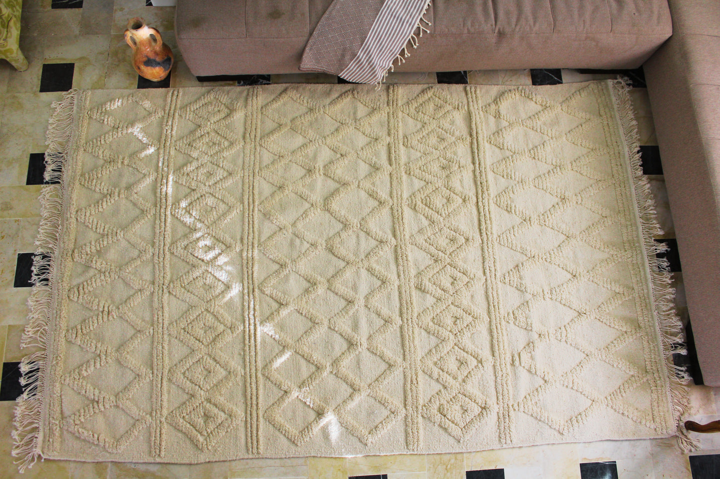 Tapis berbère en laine fait main – 2,4 m x 1,7 m